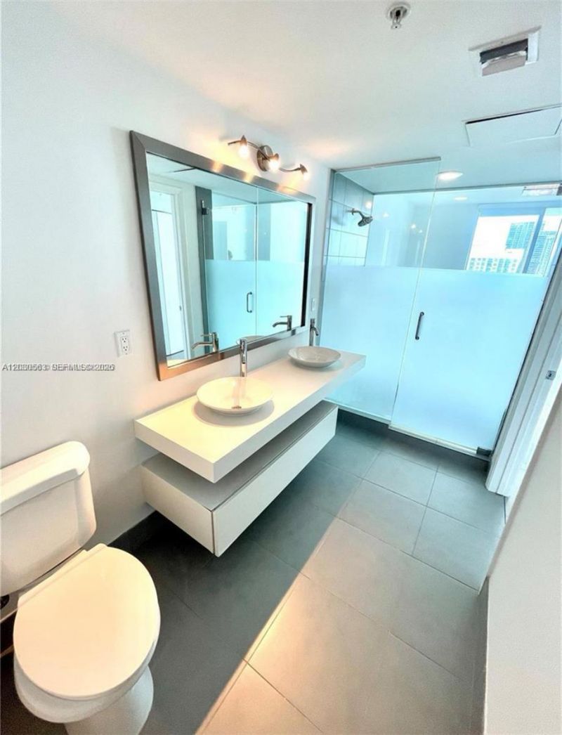 92 SW 3rd St , Unit 4111, Miami, FL 33130 Photo