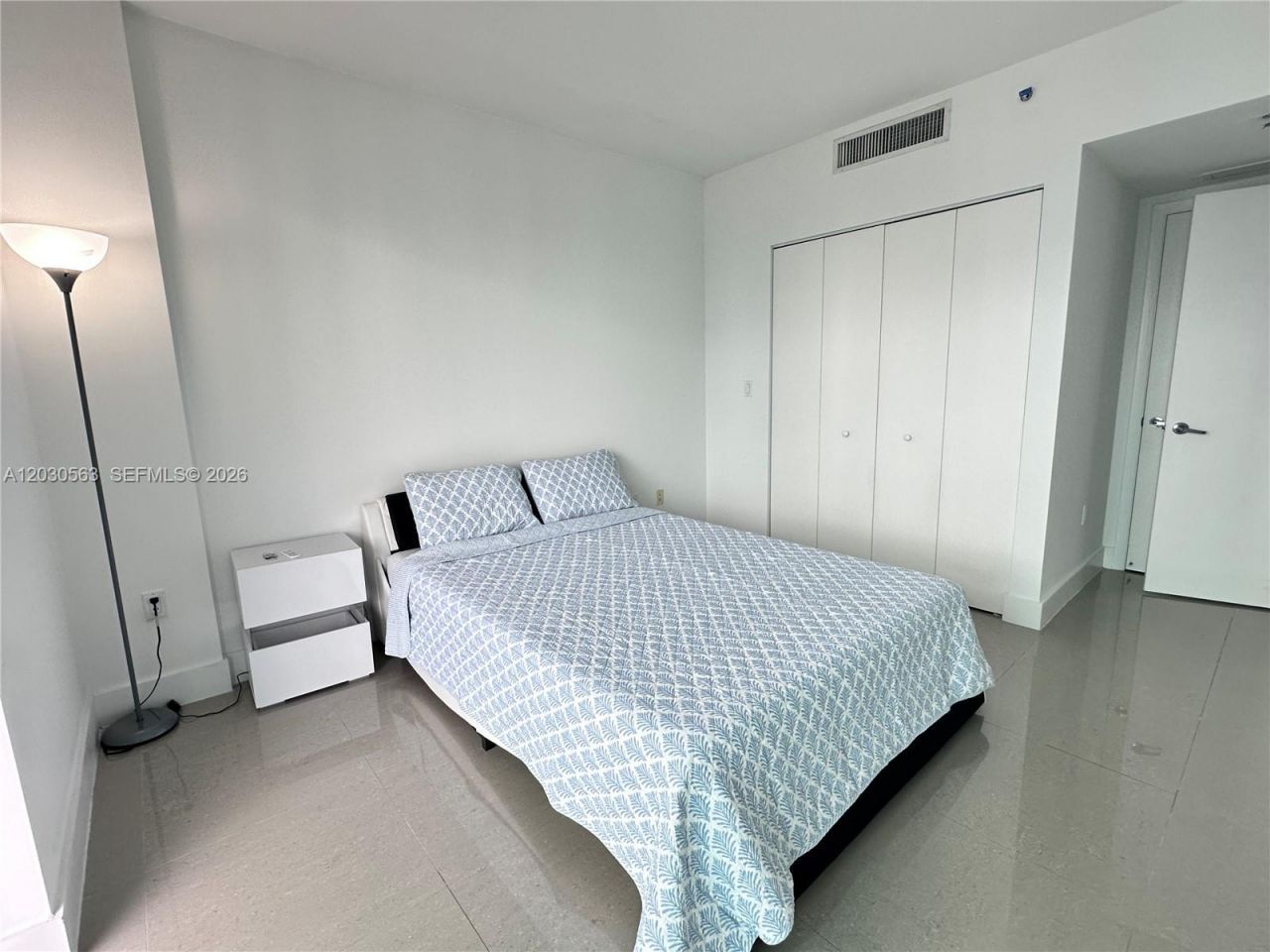 92 SW 3rd St , Unit 4111, Miami, FL 33130 Photo