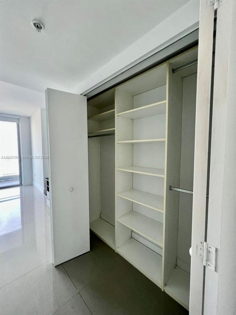 92 SW 3rd St , Unit 4111, Miami, FL 33130 Photo