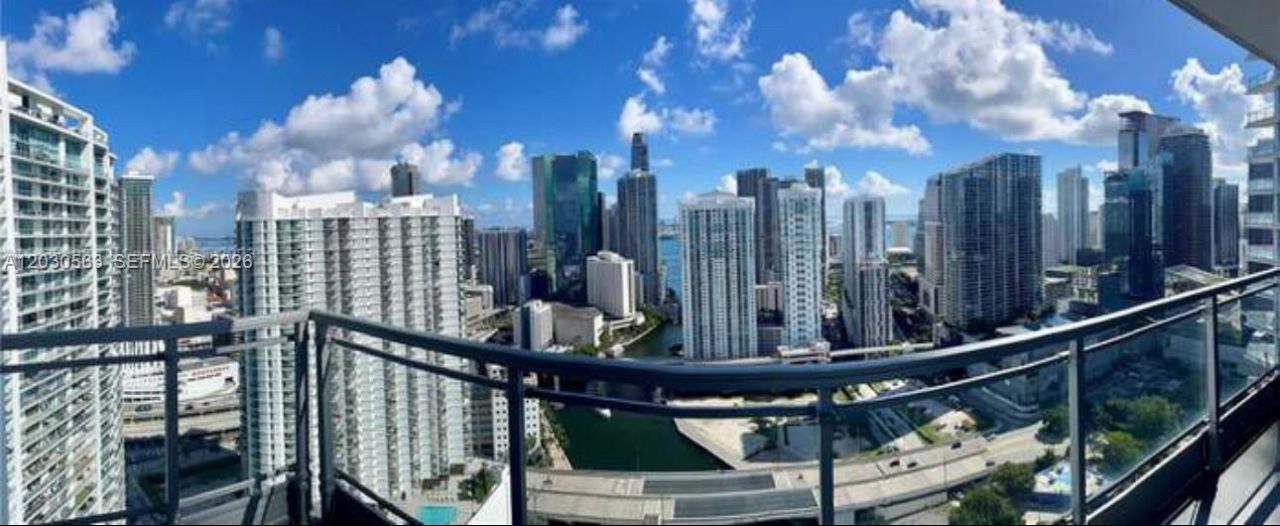92 SW 3rd St , Unit 4111, Miami, FL 33130 Photo