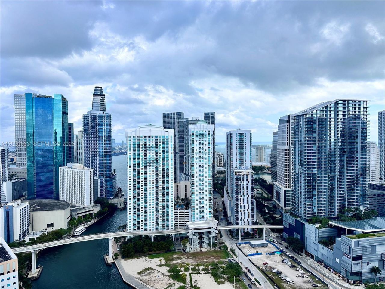92 SW 3rd St , Unit 4111, Miami, FL 33130 Photo