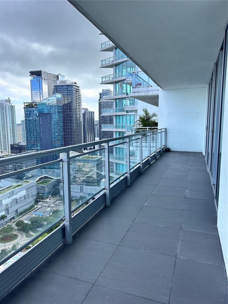92 SW 3rd St , Unit 4111, Miami, FL 33130 Photo