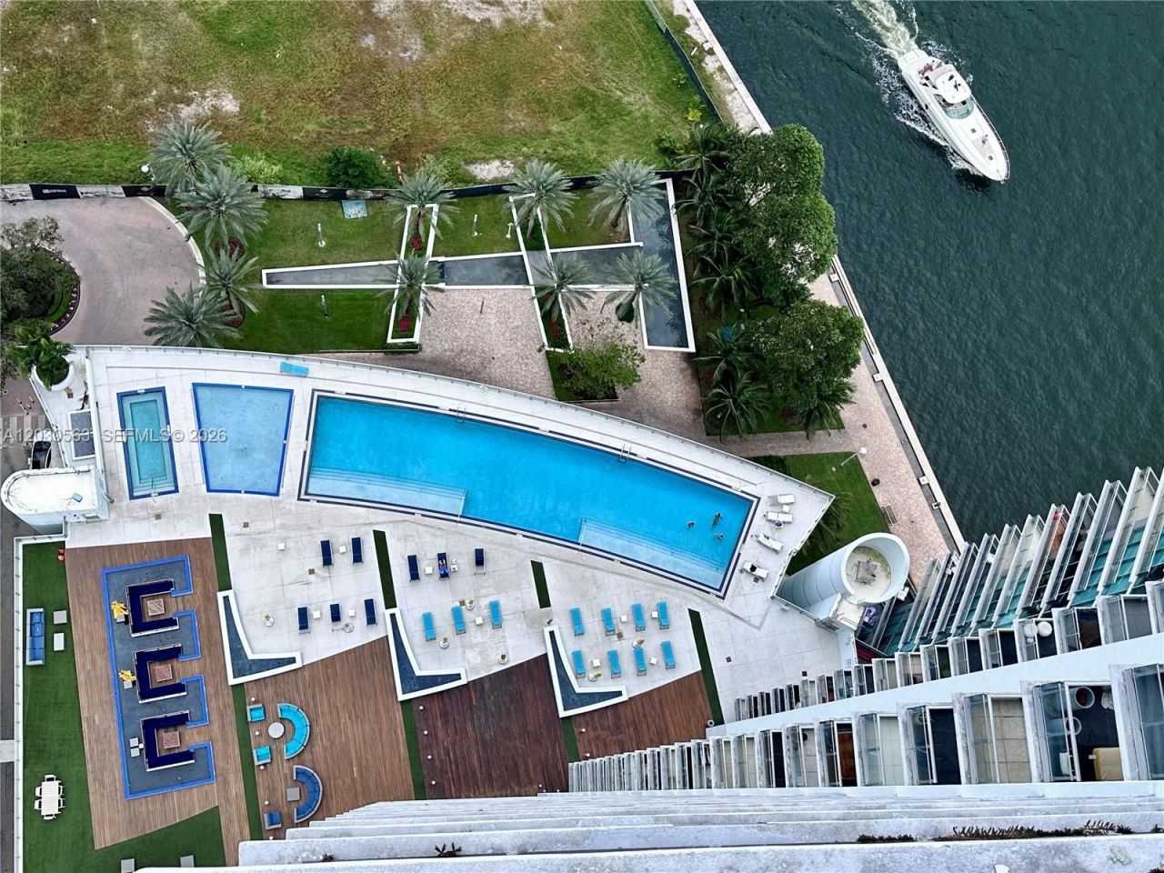 92 SW 3rd St , Unit 4111, Miami, FL 33130 Photo