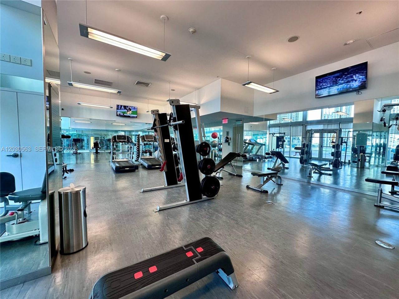 92 SW 3rd St , Unit 4111, Miami, FL 33130 Photo