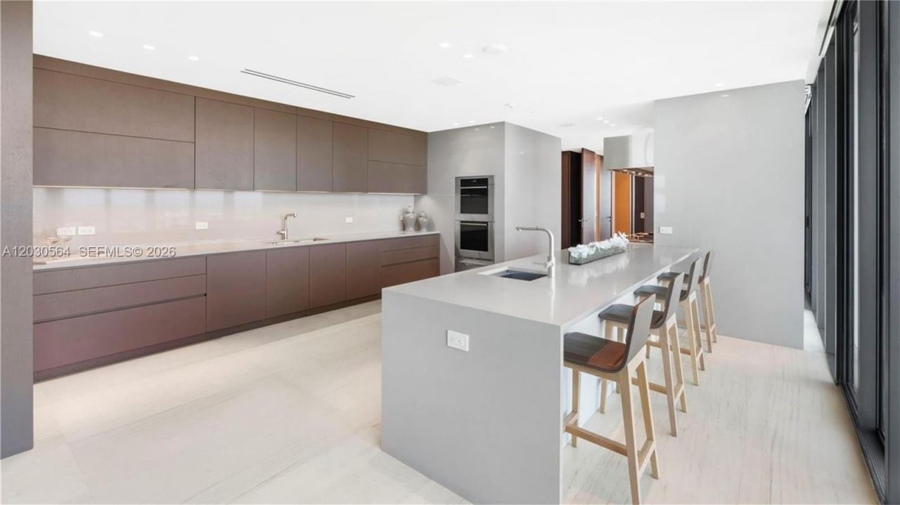 19575 Collins Ave, Unit PH-43, Sunny Isles Beach, FL 33160 Photo