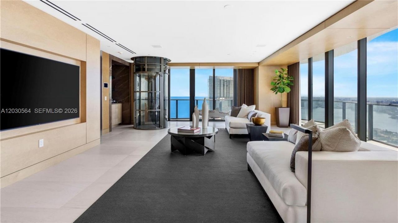 19575 Collins Ave, Unit PH-43, Sunny Isles Beach, FL 33160 Photo