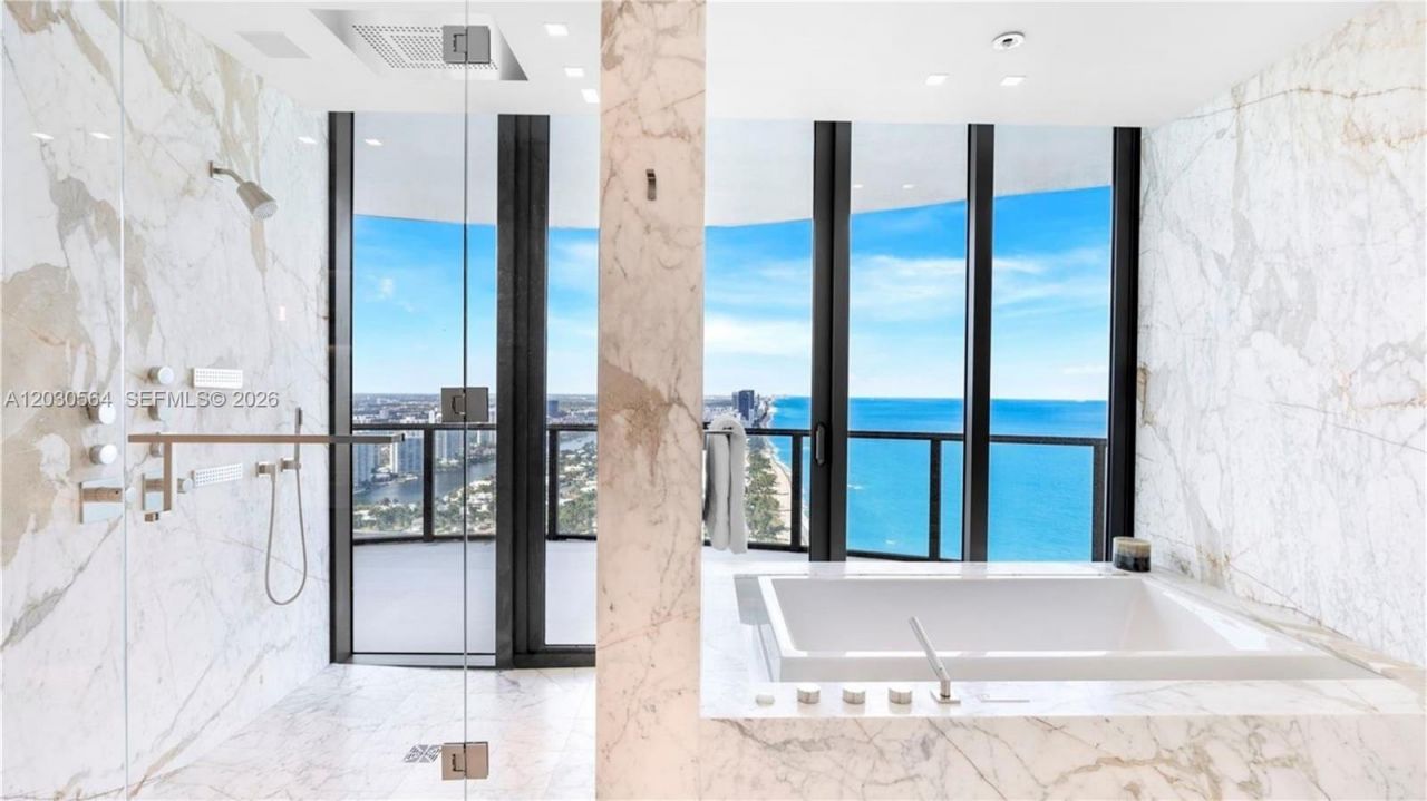 19575 Collins Ave, Unit PH-43, Sunny Isles Beach, FL 33160 Photo