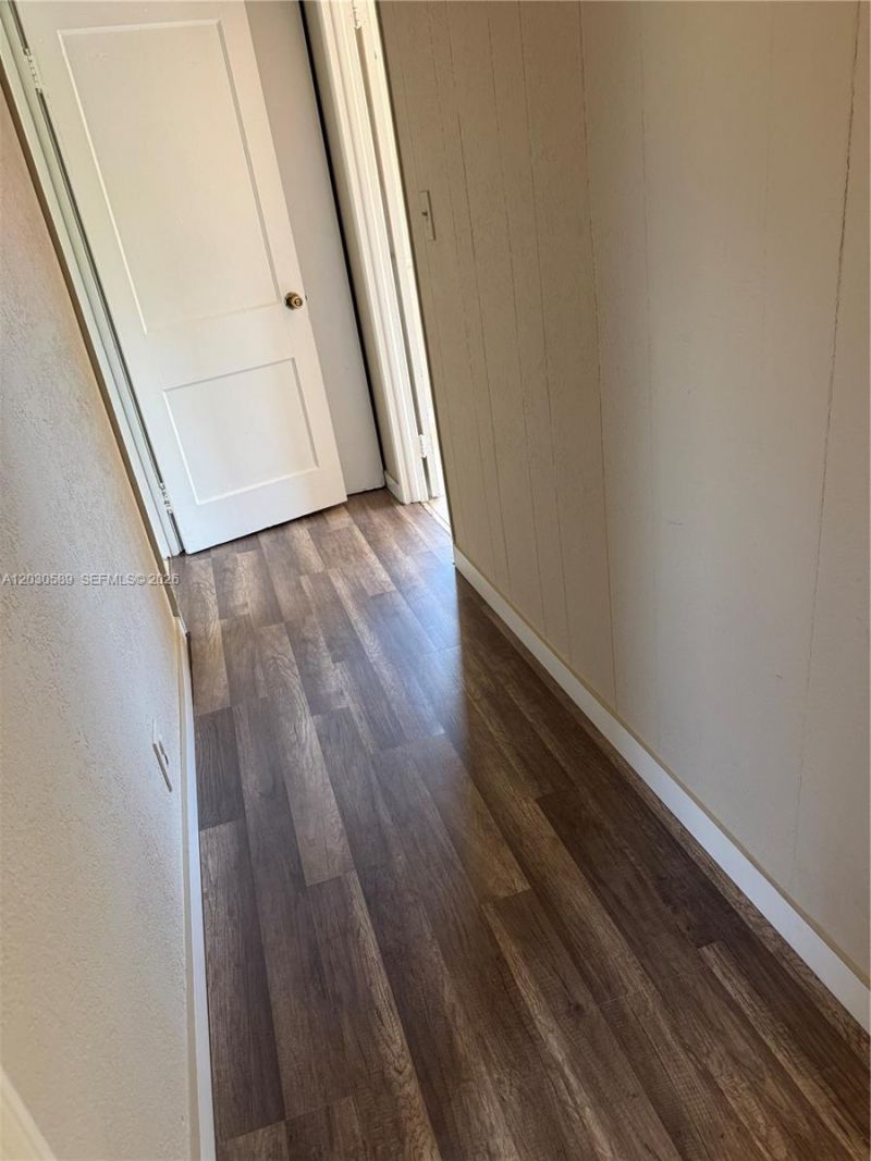1420 NW 26th Ave , Unit top, Miami, FL 33125 Photo