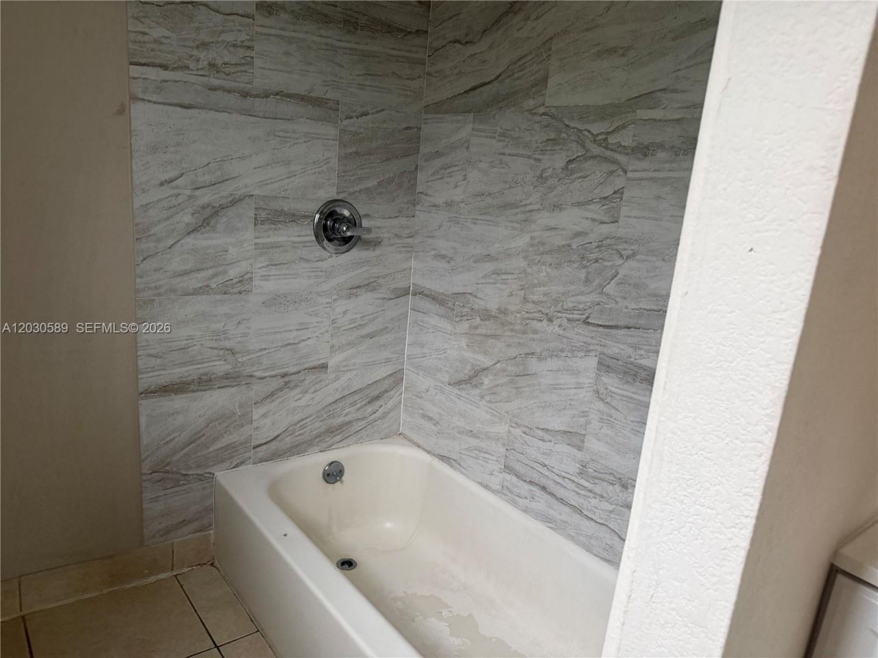 1420 NW 26th Ave , Unit top, Miami, FL 33125 Photo