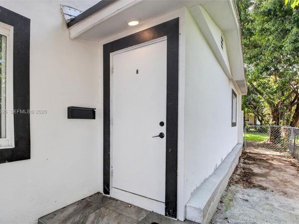 428 NW 97th St, Miami, FL 33150