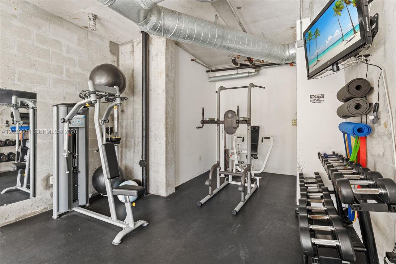 444 NE 30th St , Unit 402, Miami, FL 33137 Photo