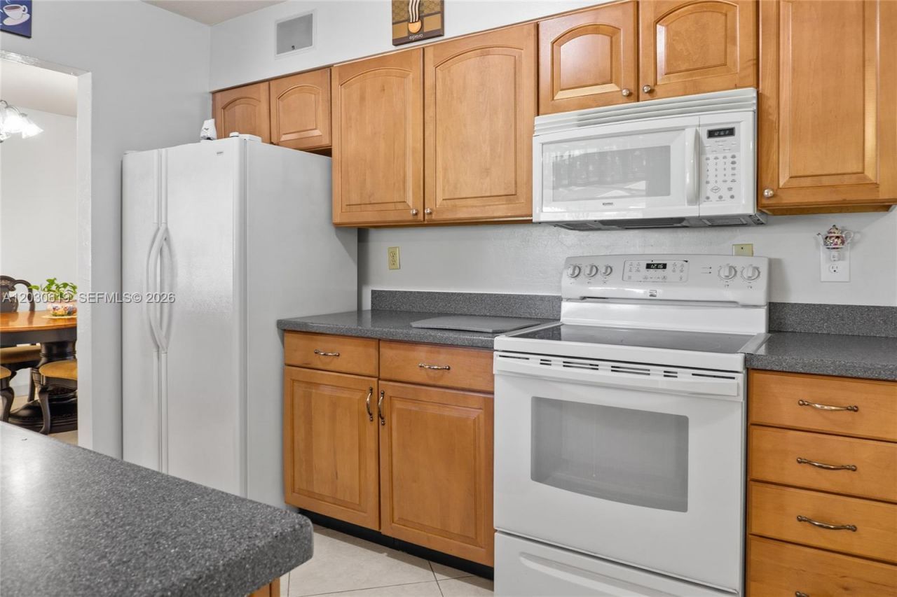 7617 NW 66th Ter , Tamarac, FL 33321 Photo