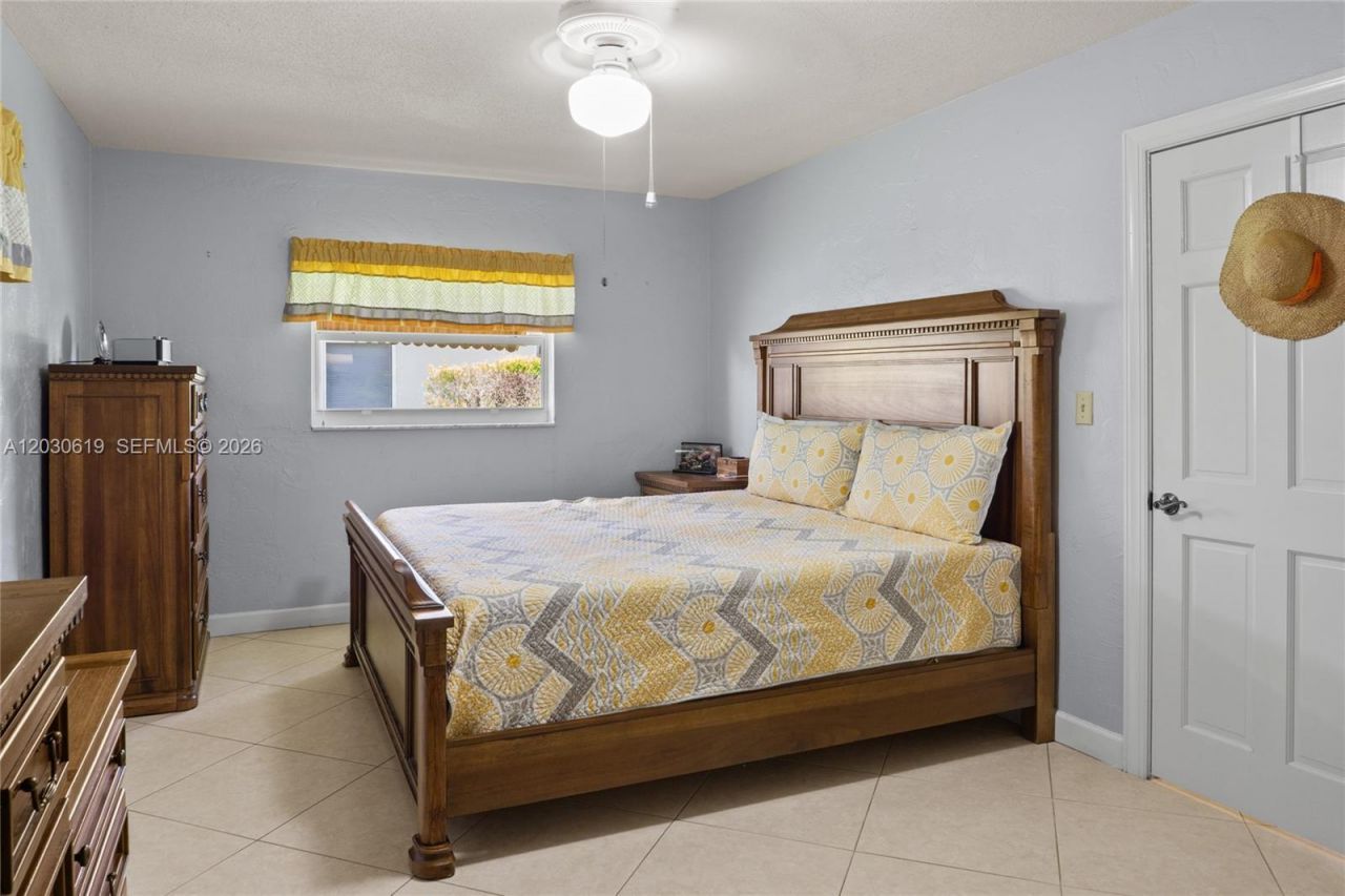 7617 NW 66th Ter , Tamarac, FL 33321 Photo