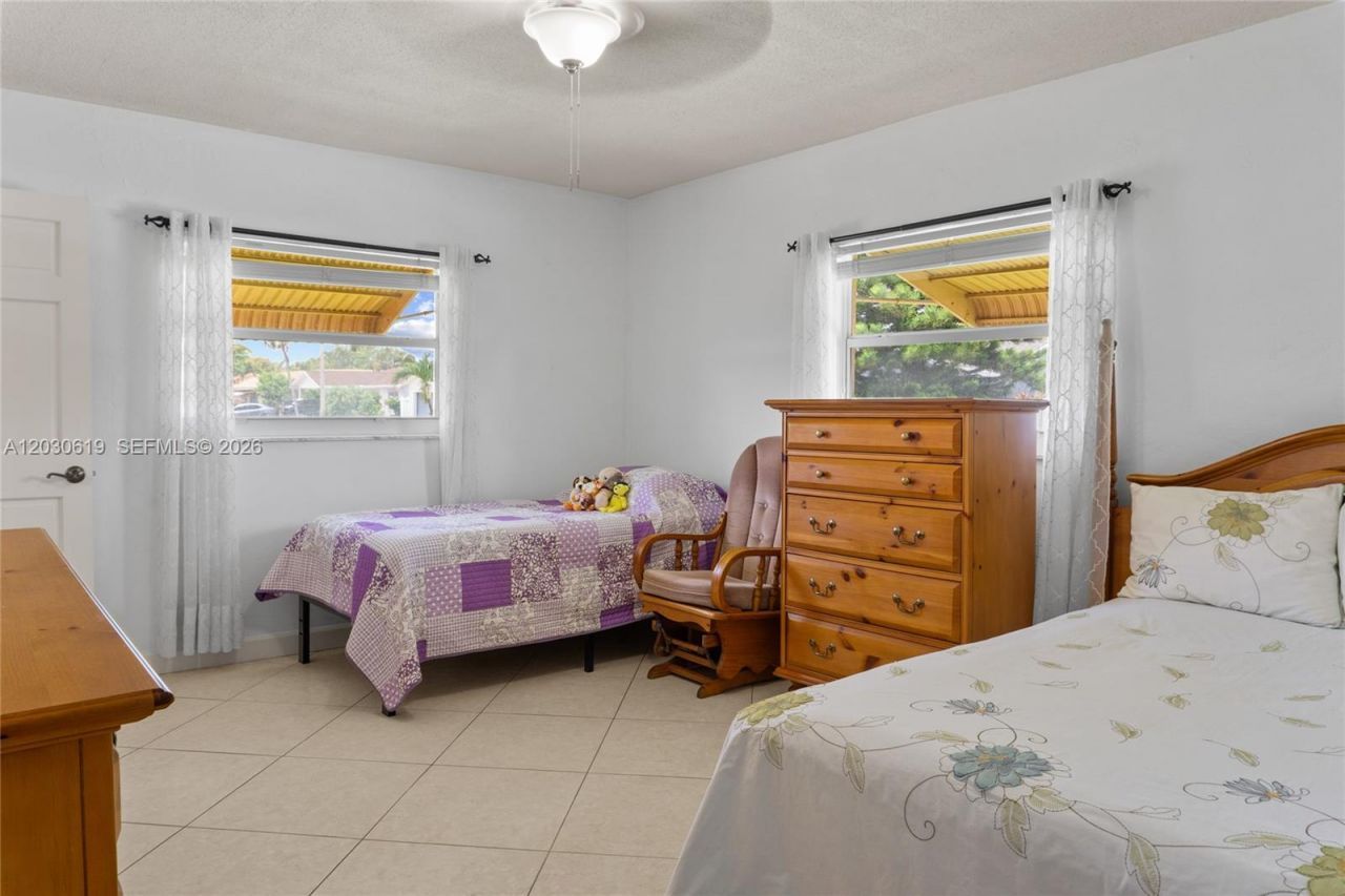 7617 NW 66th Ter , Tamarac, FL 33321 Photo