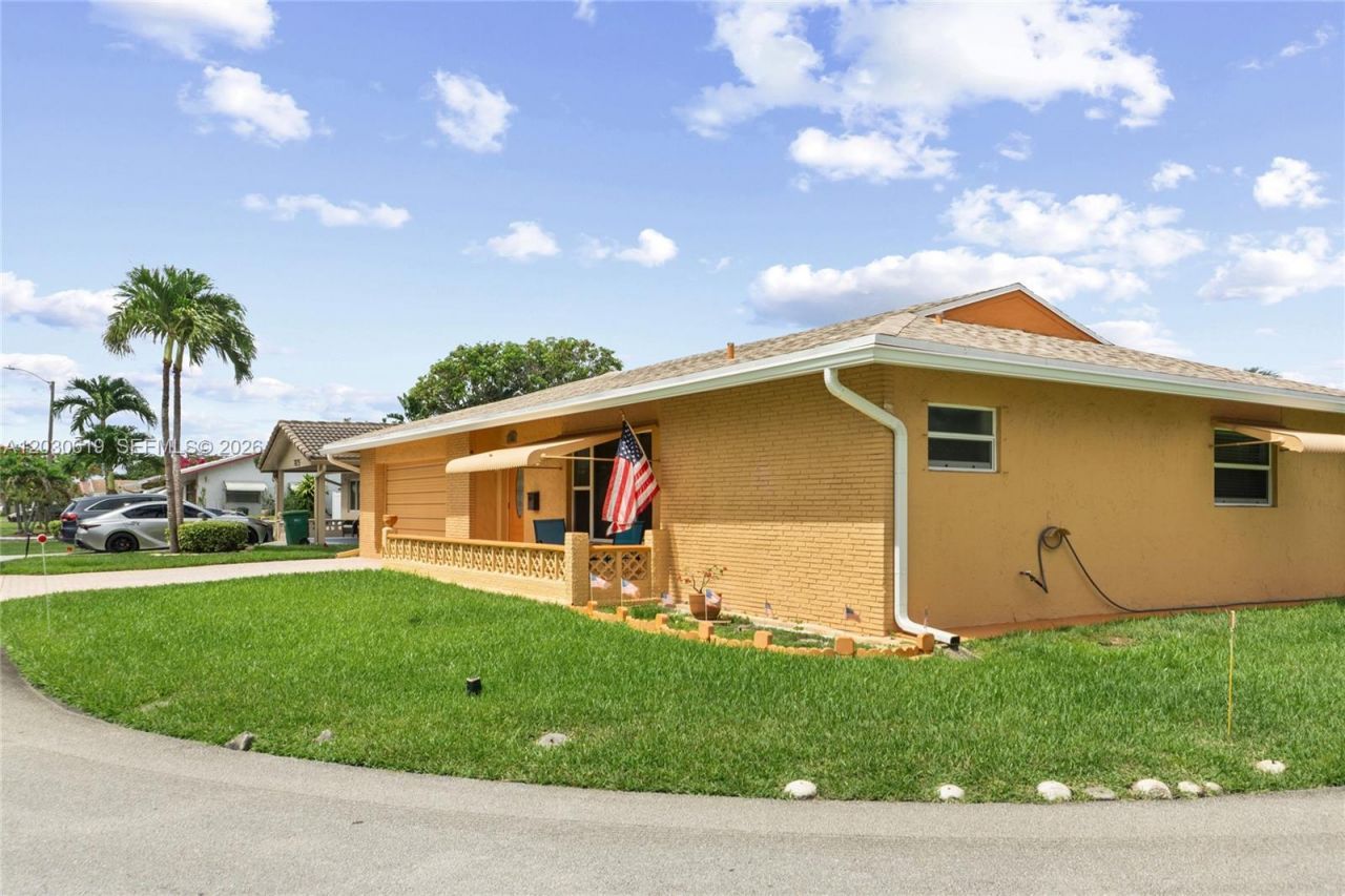 7617 NW 66th Ter , Tamarac, FL 33321 Photo