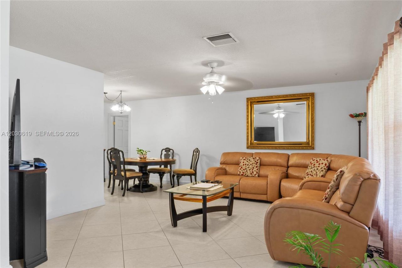 7617 NW 66th Ter , Tamarac, FL 33321 Photo