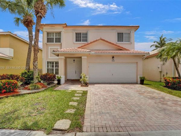 1958 NW 171st Ave , Pembroke Pines, FL 33028