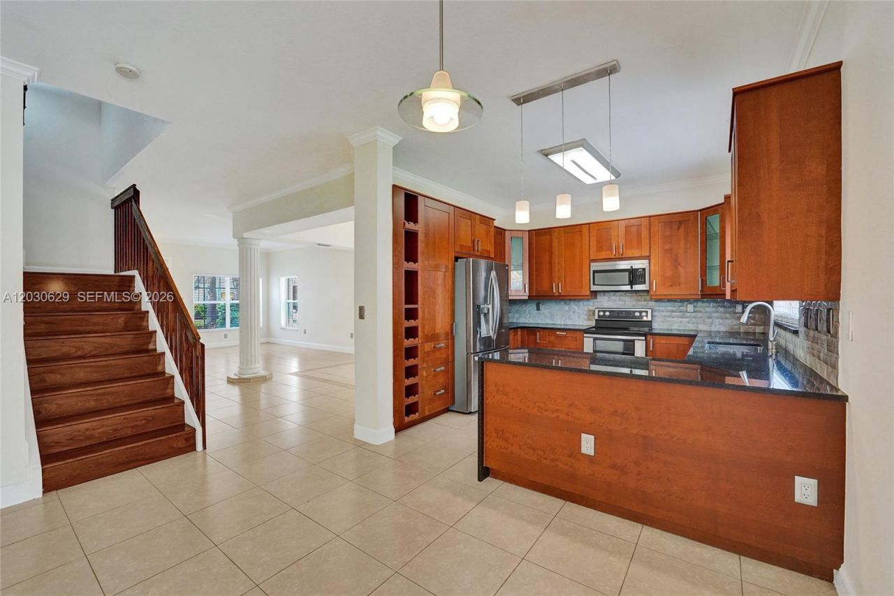 1958 NW 171st Ave , Pembroke Pines, FL 33028 Photo
