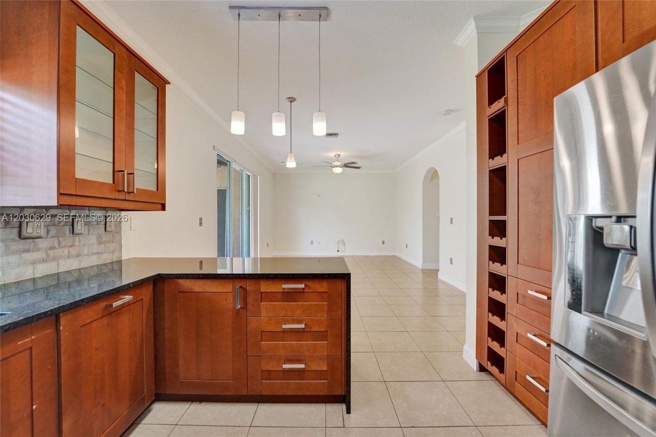 1958 NW 171st Ave , Pembroke Pines, FL 33028 Photo