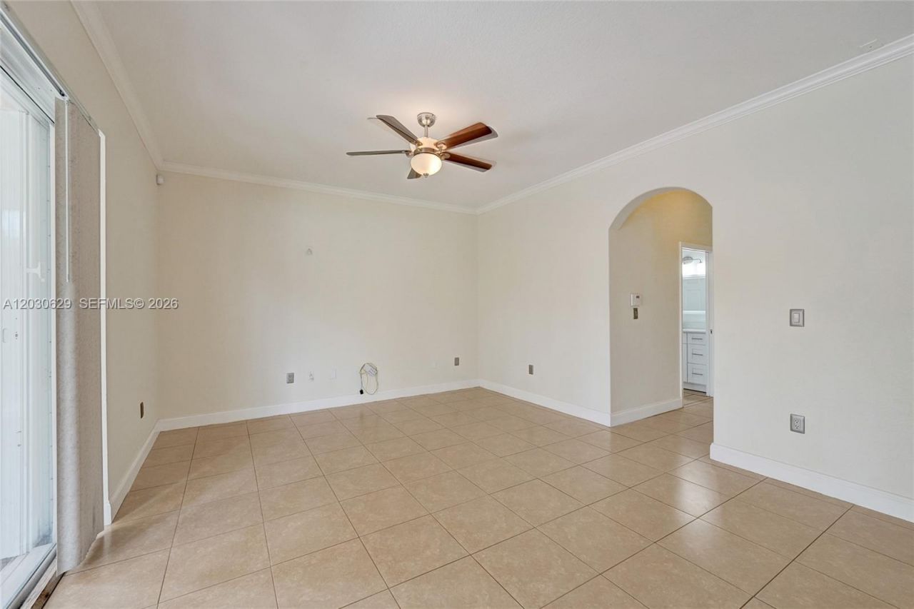 1958 NW 171st Ave , Pembroke Pines, FL 33028 Photo