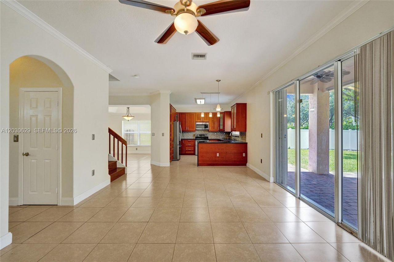 1958 NW 171st Ave , Pembroke Pines, FL 33028 Photo