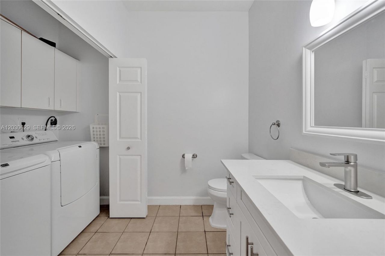 1958 NW 171st Ave , Pembroke Pines, FL 33028 Photo