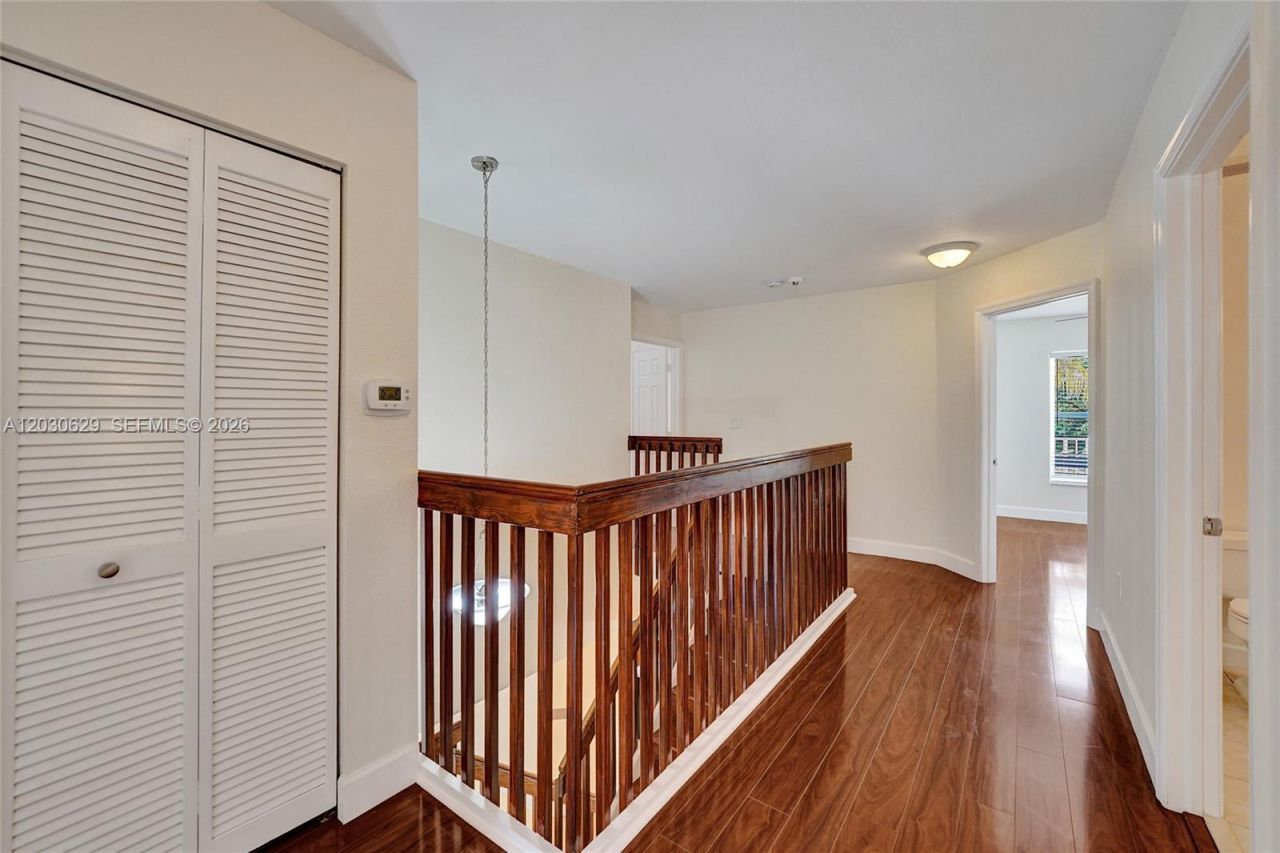 1958 NW 171st Ave , Pembroke Pines, FL 33028 Photo