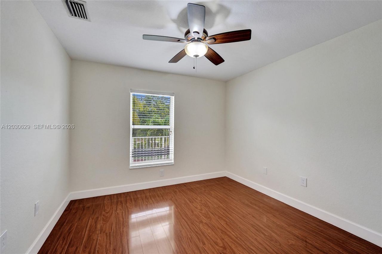 1958 NW 171st Ave , Pembroke Pines, FL 33028 Photo