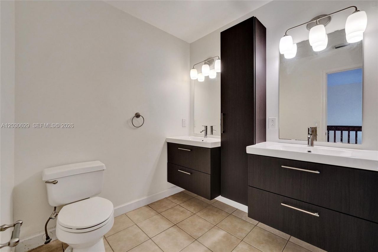 1958 NW 171st Ave , Pembroke Pines, FL 33028 Photo