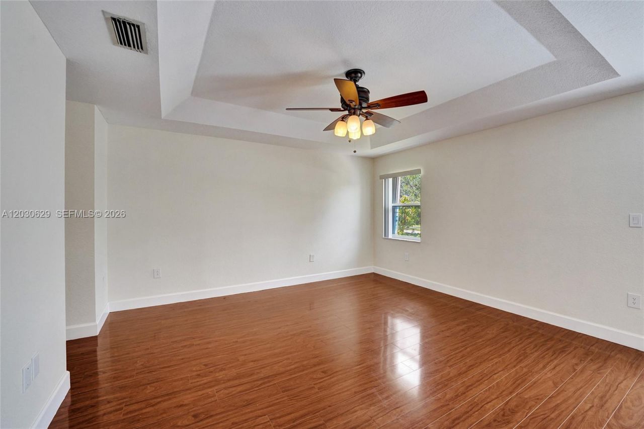 1958 NW 171st Ave , Pembroke Pines, FL 33028 Photo