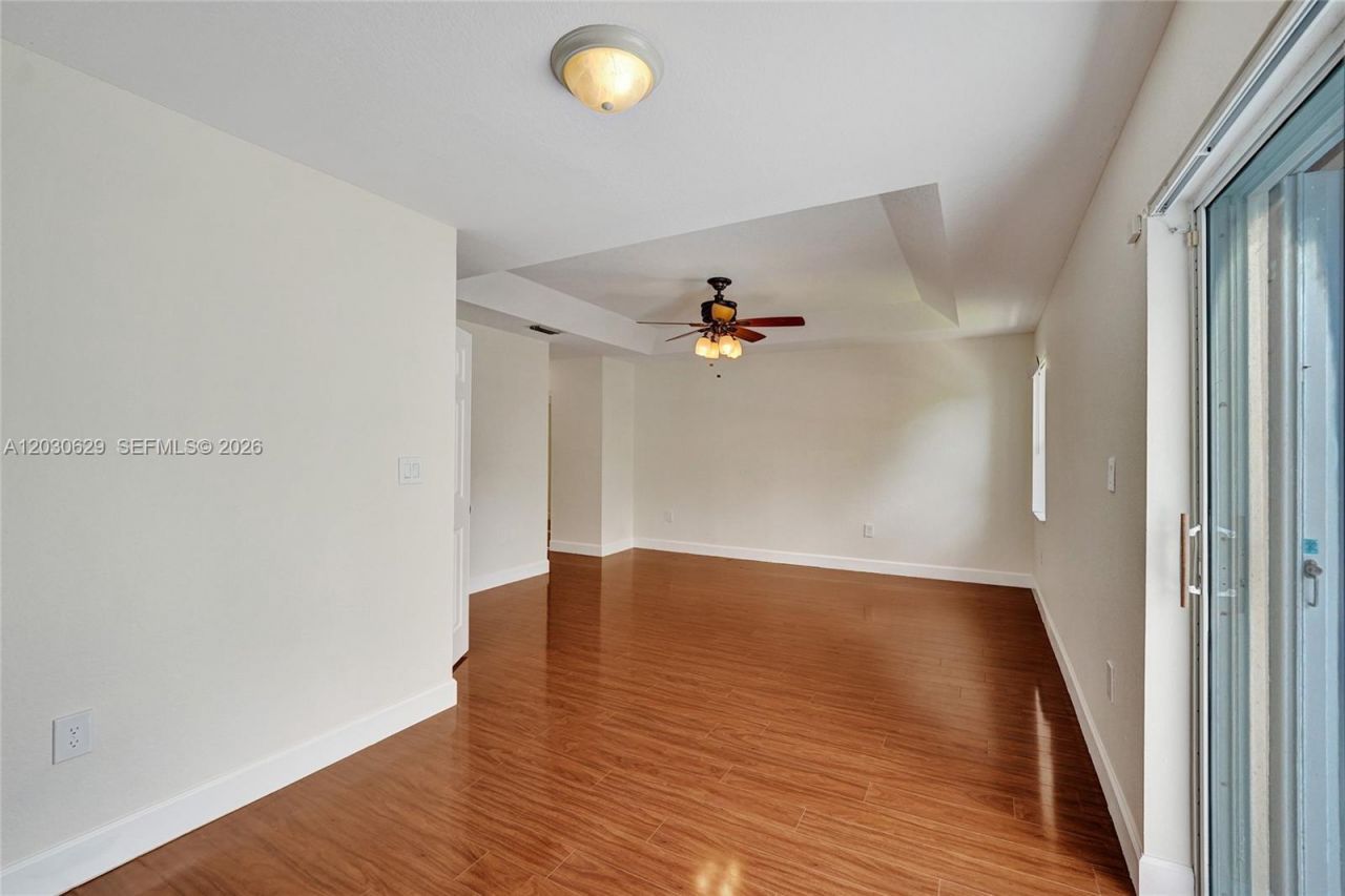 1958 NW 171st Ave , Pembroke Pines, FL 33028 Photo