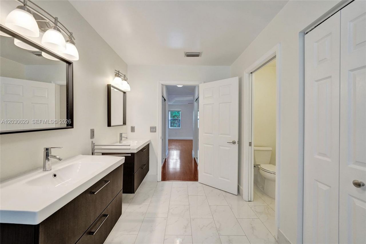 1958 NW 171st Ave , Pembroke Pines, FL 33028 Photo