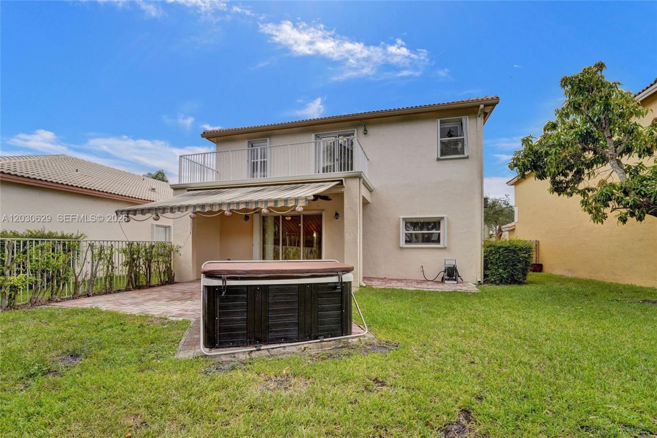 1958 NW 171st Ave , Pembroke Pines, FL 33028 Photo