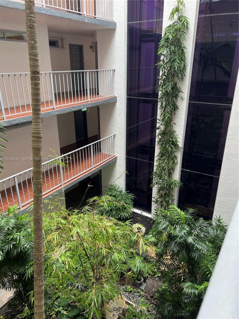 700 NE 63rd St, Unit D408, Miami, FL 33138 Photo