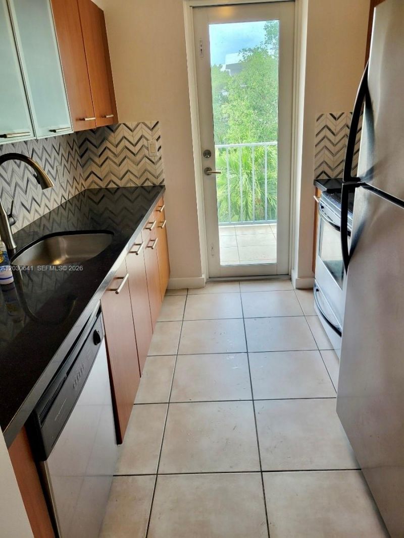 700 NE 63rd St, Unit D408, Miami, FL 33138 Photo