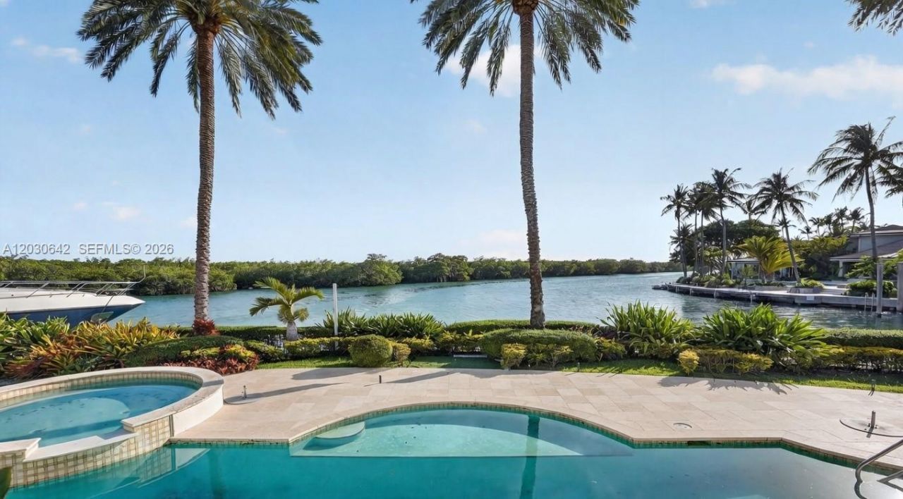 260 Cape Florida Dr , Key Biscayne, FL 33149 Photo