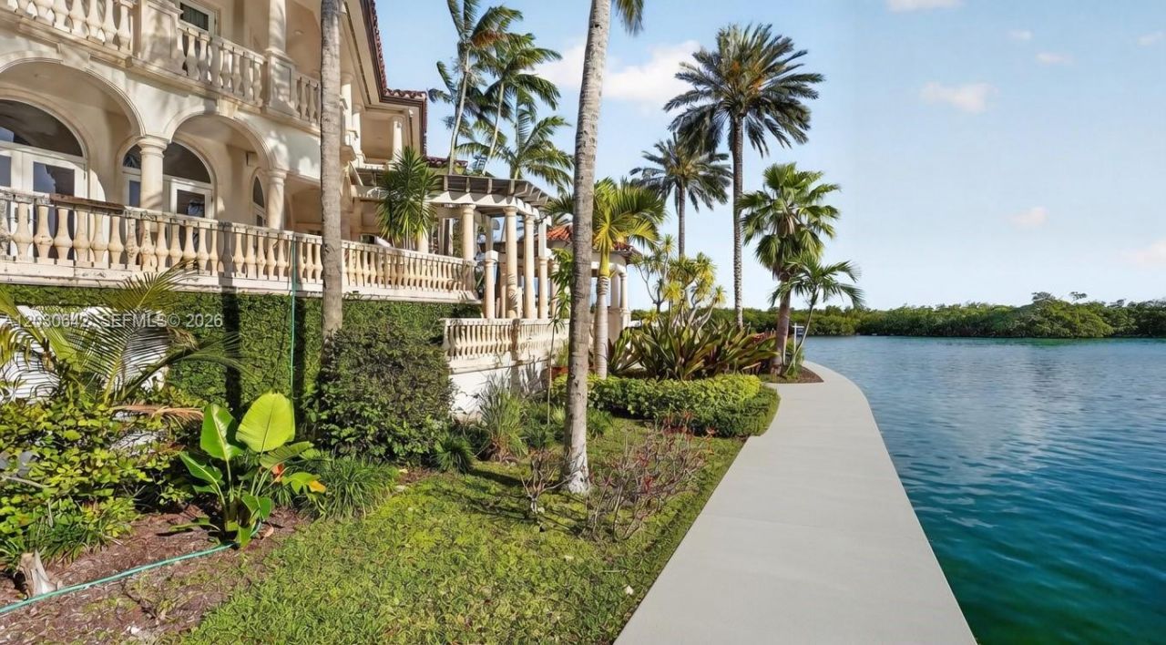 260 Cape Florida Dr , Key Biscayne, FL 33149 Photo