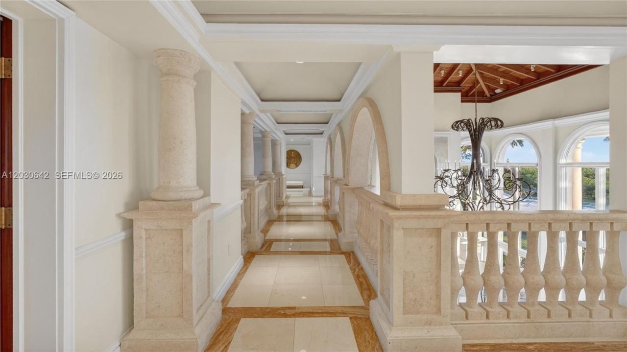 260 Cape Florida Dr , Key Biscayne, FL 33149 Photo
