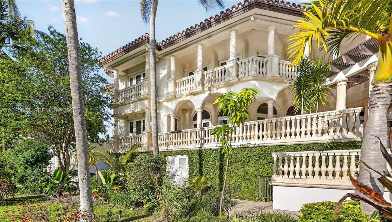 260 Cape Florida Dr , Key Biscayne, FL 33149 Photo