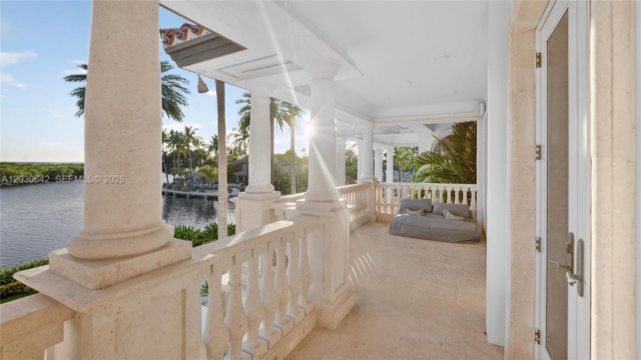 260 Cape Florida Dr , Key Biscayne, FL 33149 Photo