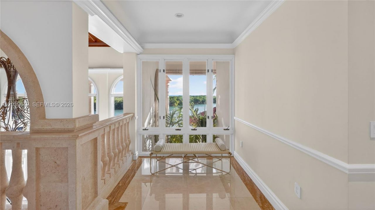 260 Cape Florida Dr , Key Biscayne, FL 33149 Photo