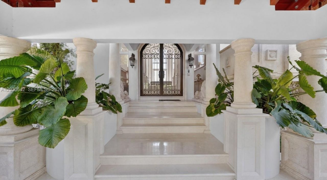 260 Cape Florida Dr , Key Biscayne, FL 33149 Photo