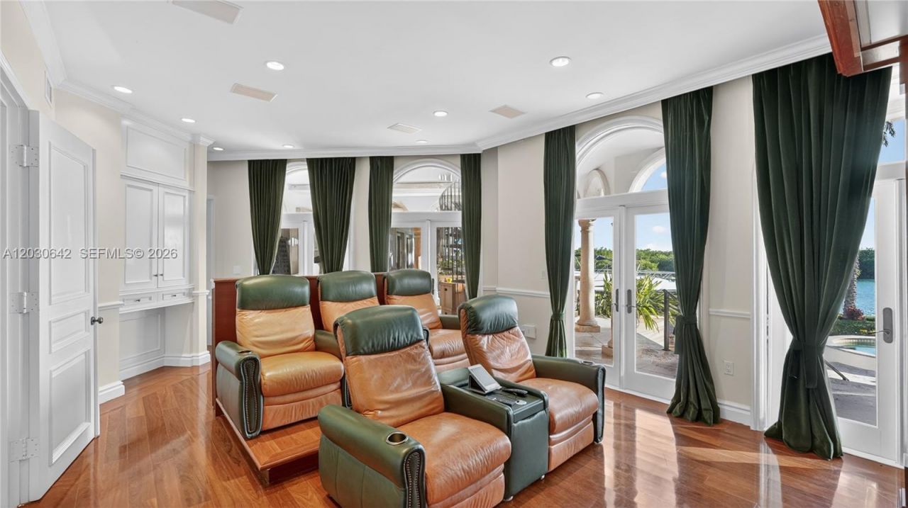 260 Cape Florida Dr , Key Biscayne, FL 33149 Photo