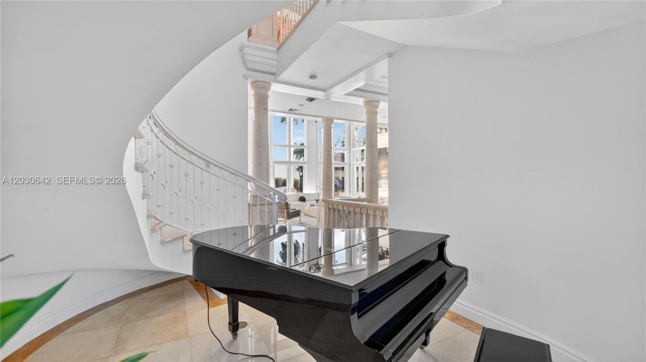 260 Cape Florida Dr , Key Biscayne, FL 33149 Photo
