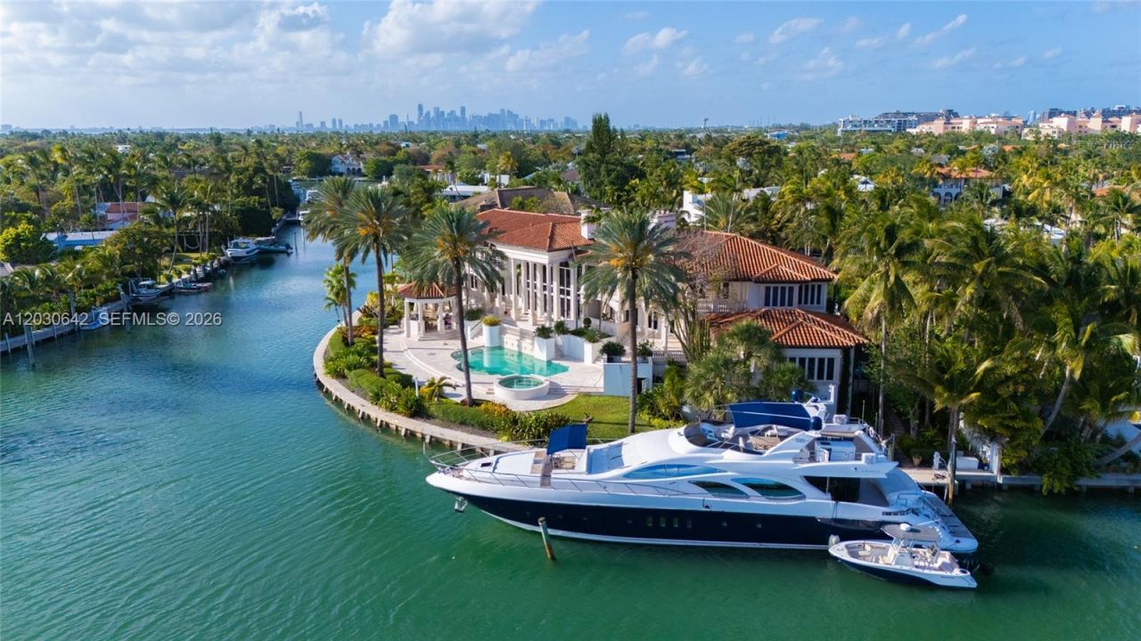 260 Cape Florida Dr , Key Biscayne, FL 33149 Photo