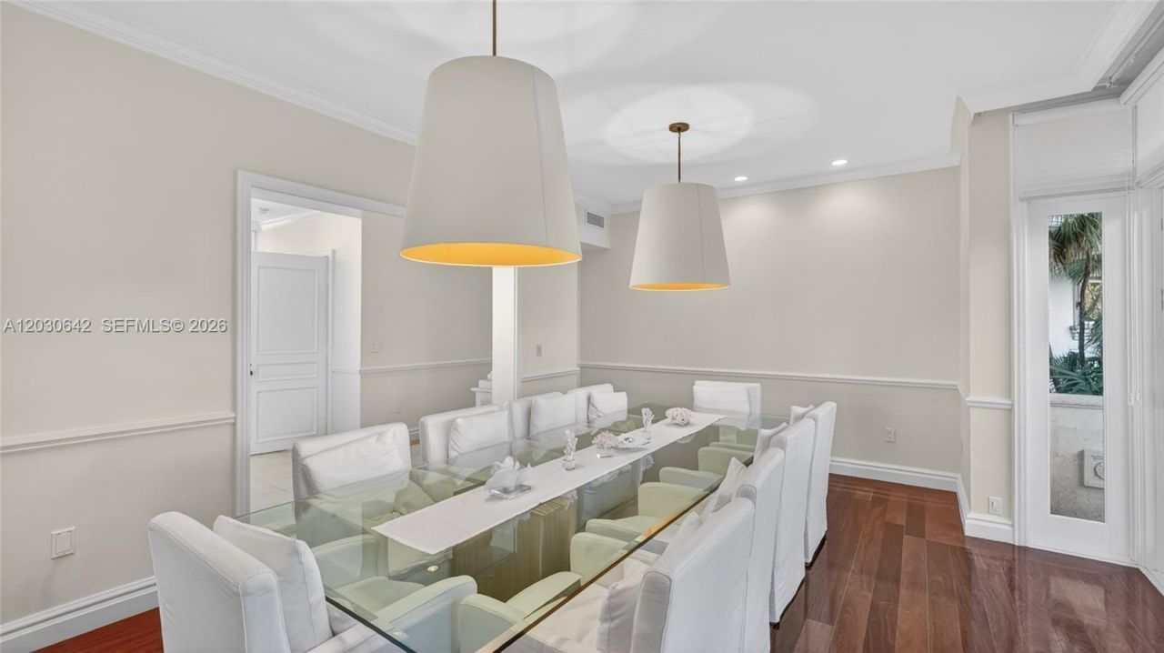 260 Cape Florida Dr , Key Biscayne, FL 33149 Photo