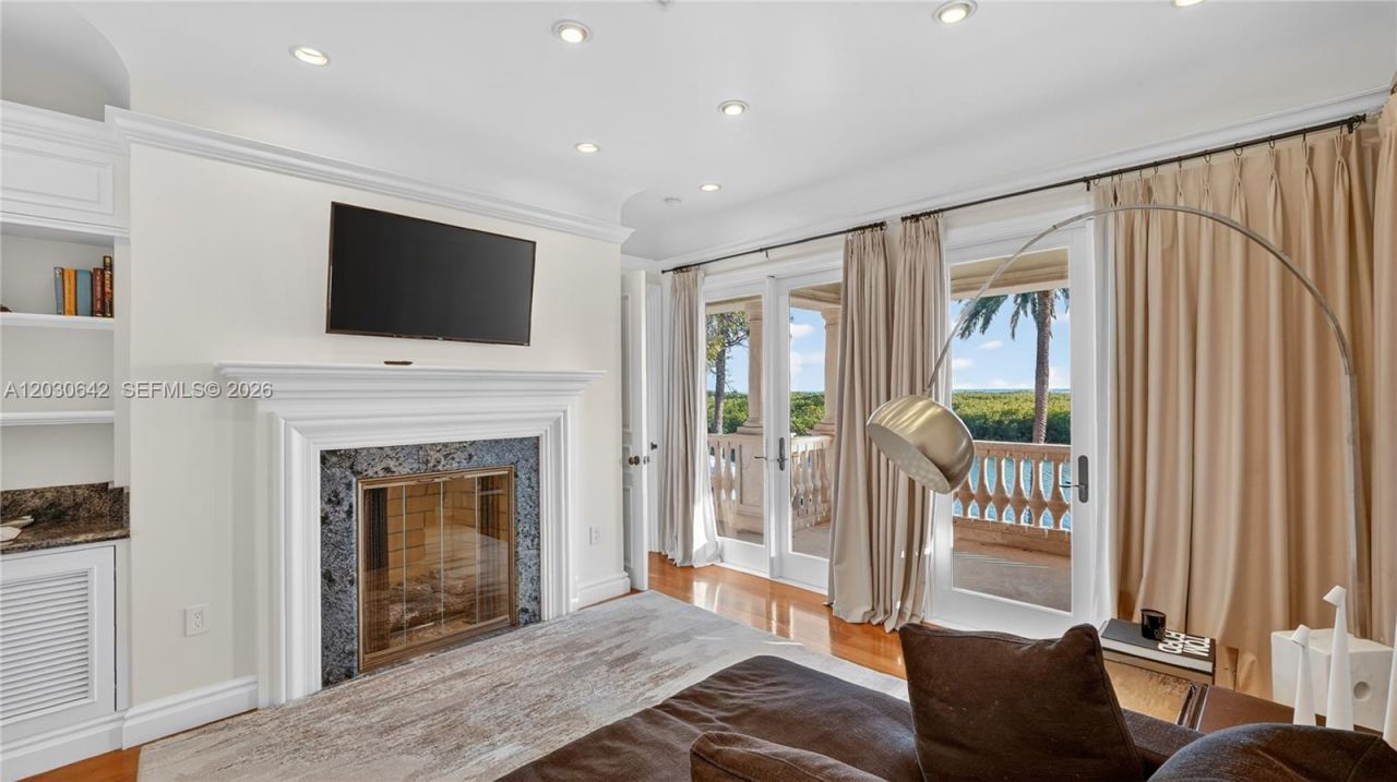 260 Cape Florida Dr , Key Biscayne, FL 33149 Photo