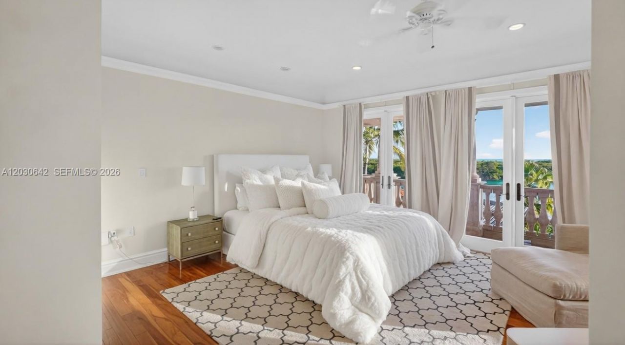 260 Cape Florida Dr , Key Biscayne, FL 33149 Photo