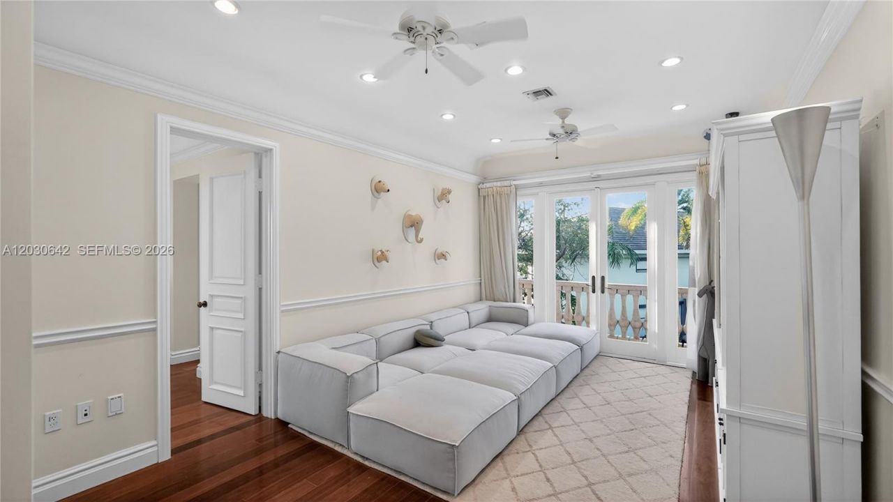 260 Cape Florida Dr , Key Biscayne, FL 33149 Photo