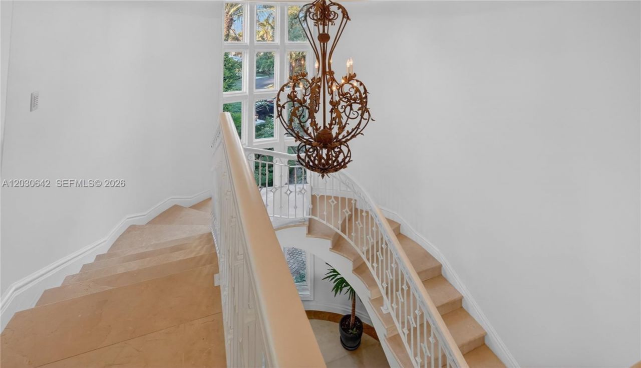 260 Cape Florida Dr , Key Biscayne, FL 33149 Photo